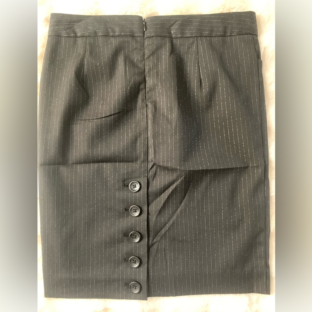 Pinstripe Black Pencil skirt